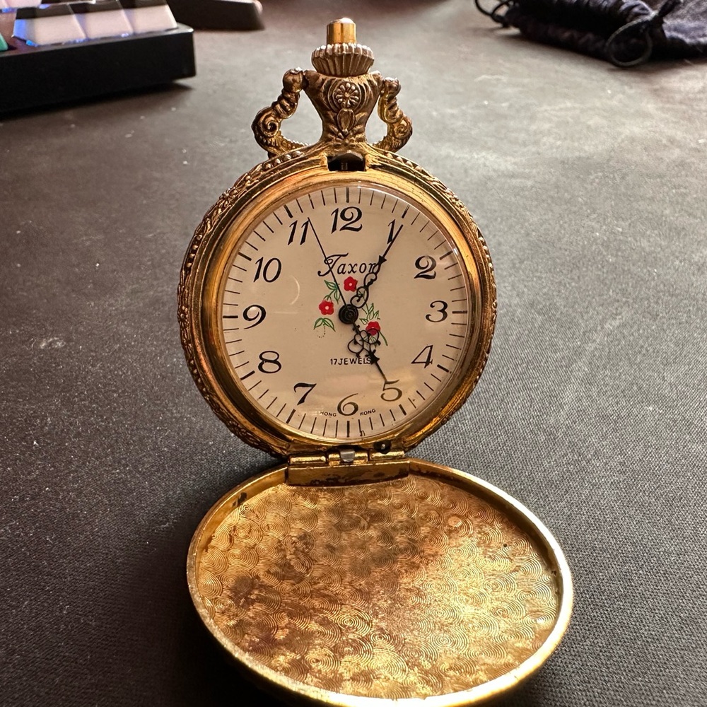 Vintage Taxor pocket watch